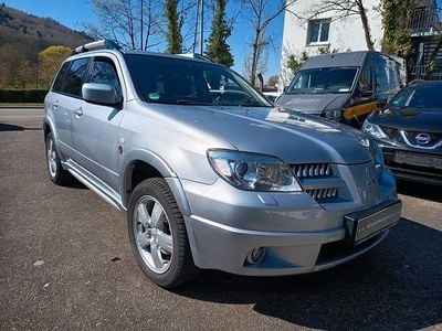 Gebraucht Mitsubishi Outlander Intense 160 PS (117 kW) 2006 Silber SUV