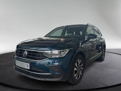 Gebraucht VW Tiguan Active 150 PS (110 kW) 2022 Blau SUV