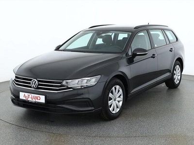 Begagnad VW Passat 122 HK (89 kW) 2024 Grå Kombi