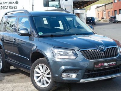 gebraucht Skoda Yeti Ambition 1.4*NAVI*SHZ*PDC*TEMPOMAT*1.HAND**