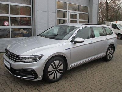 Gebraucht VW Passat GTE 156 PS (114 kW) 2021 Reflexsilber Kombi