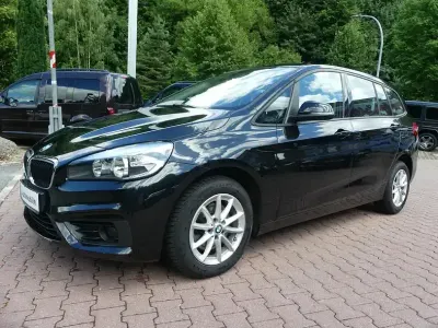 Gebraucht BMW 218 Gran Tourer 150 PS (110 kW) 2016 Schwarz Van / Kleinbus