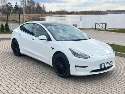 Begagnad Tesla Model 3 Performance 377 kW (513 HK) 2021 Vit Sedan