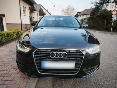 Gebraucht Audi A4 Ambiente 170 PS (125 kW) 2012 Schwarz Limousine
