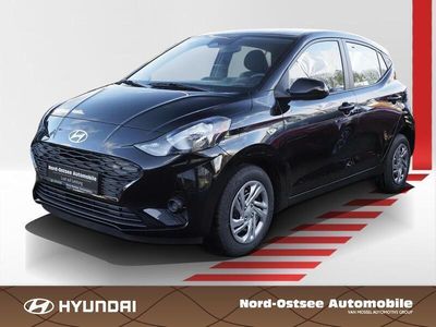 Gebraucht Hyundai i10 Trend 63 PS (46 kW) 2022 Andere farbe Kleinwagen