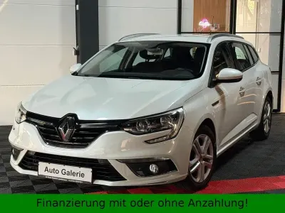 Gebraucht Renault Mégane IV 116 PS (85 kW) 2018 Weiß Limousine