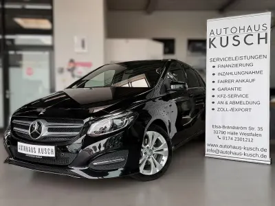 Gebraucht Mercedes B200 156 PS (114 kW) 2015 Schwarz Kleinwagen
