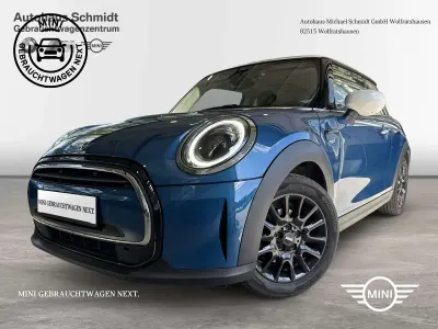 Gebraucht Mini Cooper Classic 136 PS (100 kW) 2023 Island blue Kleinwagen