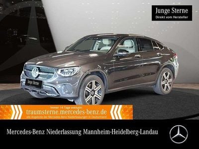 Usata Mercedes GLC300e Night 194 CV (142 kW) 2022 Grigio Berlina