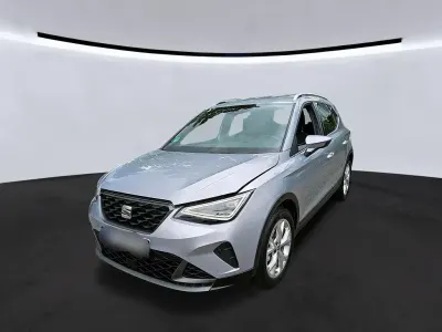 Gebraucht Seat Arona FR 116 PS (85 kW) 2024 Silber SUV
