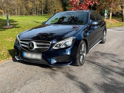 Gebraucht Mercedes E300 AMG 231 PS (169 kW) 2015 Blau Limousine