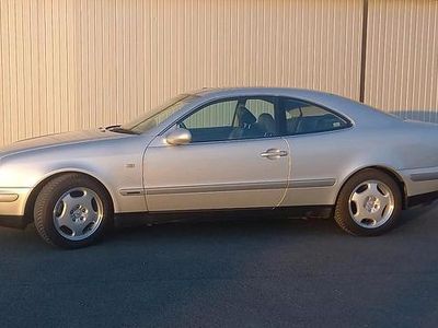 Mercedes CLK320