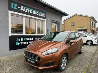 Gebraucht Ford Fiesta SYNC Edition 80 PS (58 kW) 2014 Torinobraun metallic Kleinwagen