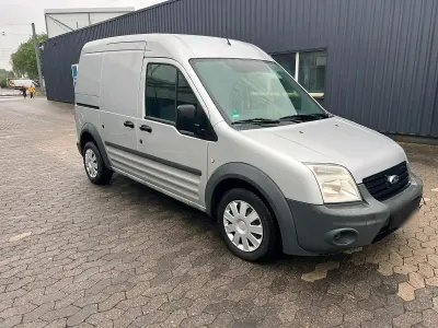 Gebraucht Ford Tourneo Connect 90 PS (66 kW) 2009 Silber Van / Kleinbus