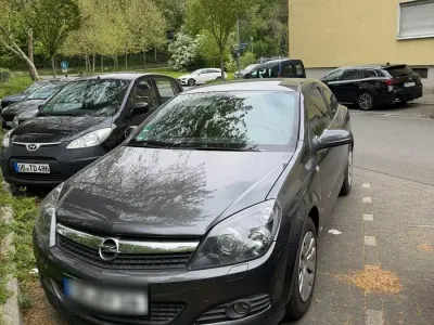 Usata Opel Astra GTC 2009 Grigio Coupé