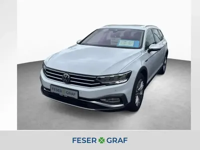 Gebraucht VW Passat Alltrack 200 PS (147 kW) 2022 Gletscherweiß Kombi