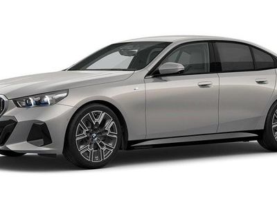 Grau Gebraucht 2025 BMW 520 Comfort Edition Limousine | 57.757 € (Etwas zu teuer)