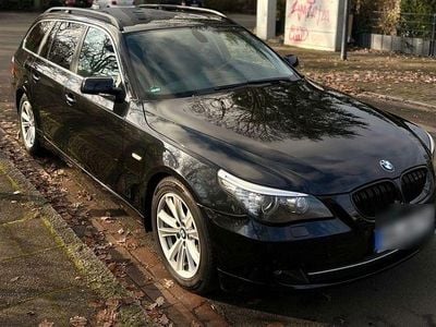 Gebraucht BMW 525 197 PS (144 kW) 2008 Schwarz Kombi