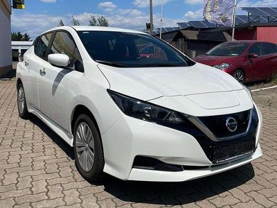 Gebraucht Nissan Leaf 110 kW (150 PS) 2021 Artcic solid white Kleinwagen