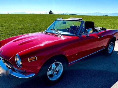 Second-hand Fiat 124 Spider 110 CP (80 kW) 1971 Roșu Cabrio