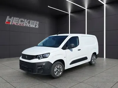 Gebraucht Peugeot Partner Premium 131 PS (96 kW) 2019 Lack weiss banquise/typ aussenve Van / Kleinbus