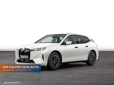 Second-hand BMW iX 300 kW (408 CP) 2025 Alb SUV