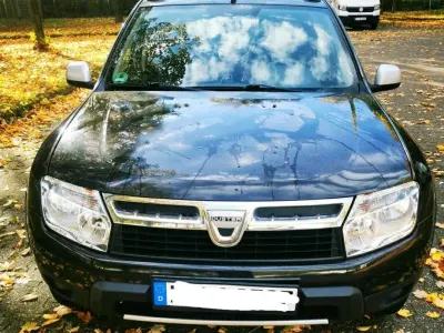 Używany Dacia Duster 107 KM (78 kW) 2010 Czarny SUV
