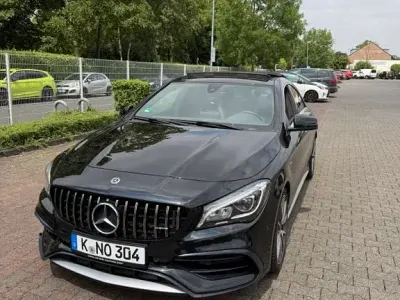 Gebraucht Mercedes CLA45 AMG AMG 381 PS (280 kW) 2017 Schwarz Coupé