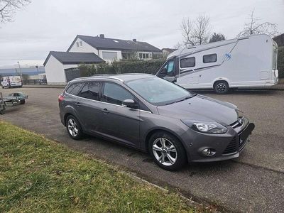 Gebraucht Ford Focus 90 PS (66 kW) 2011 Braun Kombi