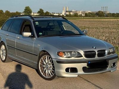 BMW 330