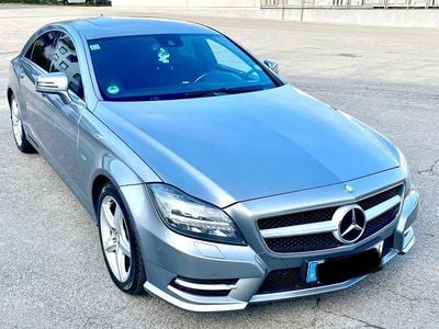 Silber Gebraucht 2011 Mercedes CLS350 AMG Limousine | 16.500 €