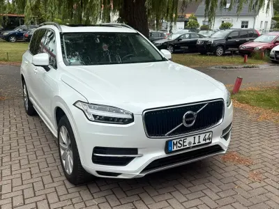 Gebraucht Volvo XC90 235 PS (172 kW) 2019 Weiß SUV