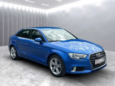Gebraucht Audi A3 Sport 150 PS (110 kW) 2018 Blau Limousine