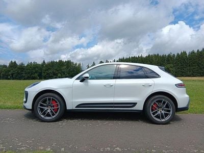 Porsche Macan S