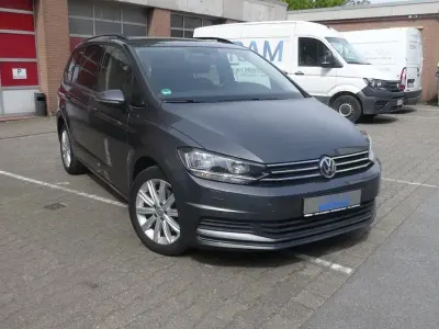 Second-hand VW Touran Comfortline 150 CP (110 kW) 2018 Gri Monovolum