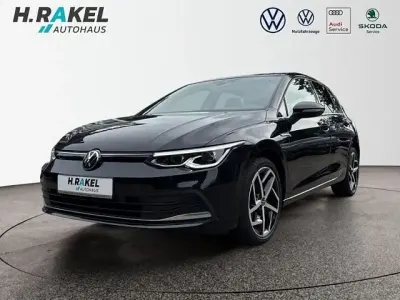 Gebraucht VW Golf VIII Style 131 PS (96 kW) 2020 Schwarz Limousine