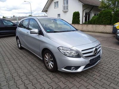 Mercedes B180