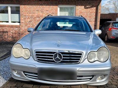 Gebraucht Mercedes C180 142 PS (104 kW) 2004 Silber Kombi