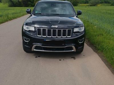 Gebraucht Jeep Grand Cherokee Overland 250 PS (183 kW) 2015 Schwarz SUV