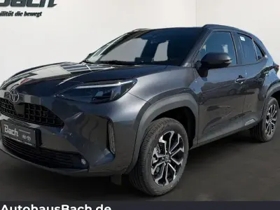 Gebraucht Toyota Yaris Cross 130 PS (95 kW) 2026 Grau SUV