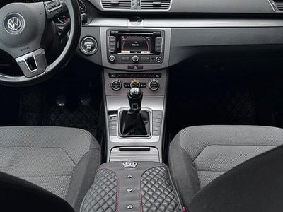 Blau Gebraucht 2013 VW Passat Kombi | 8.000 € (Guter Preis)