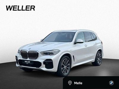 Gebraucht BMW X5 Performance 286 PS (210 kW) 2022 Mineralweiß (weiß) SUV