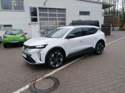 Weiß Gebraucht 2024 Renault Scenic E-Tech Techno SUV | 34.990 € (Guter Preis)