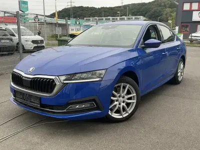 Gebraucht Skoda Octavia Ambiente 204 PS (150 kW) 2022 Energyblau Limousine