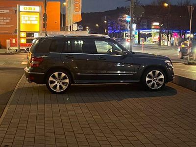 Grau Gebraucht 2009 Mercedes GLK350 SUV | 13.500 € (Fairer Preis)