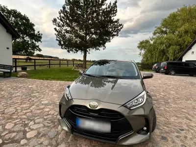 Gebraucht Toyota Yaris Hybrid 116 PS (85 kW) 2025 Andere farben Kleinwagen