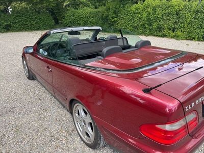 Mercedes CLK230