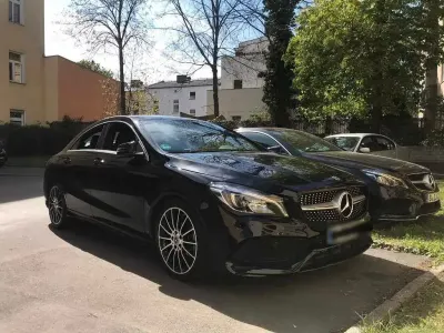 Gebraucht Mercedes CLA200 AMG line 156 PS (114 kW) 2018 Schwarz Coupé