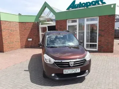 Gebraucht Dacia Lodgy Prestige 116 PS (85 kW) 2017 Andere Van / Kleinbus