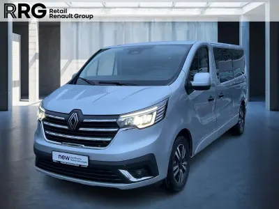 Usata Renault Trafic 170 CV (125 kW) 2024 Grigio Monovolume